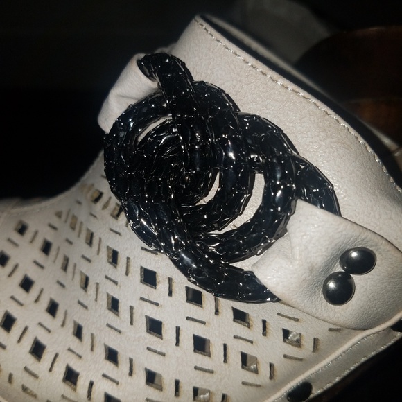 NEW Accrue Peep-Toe Mules (sz.9) - Picture 4 of 4